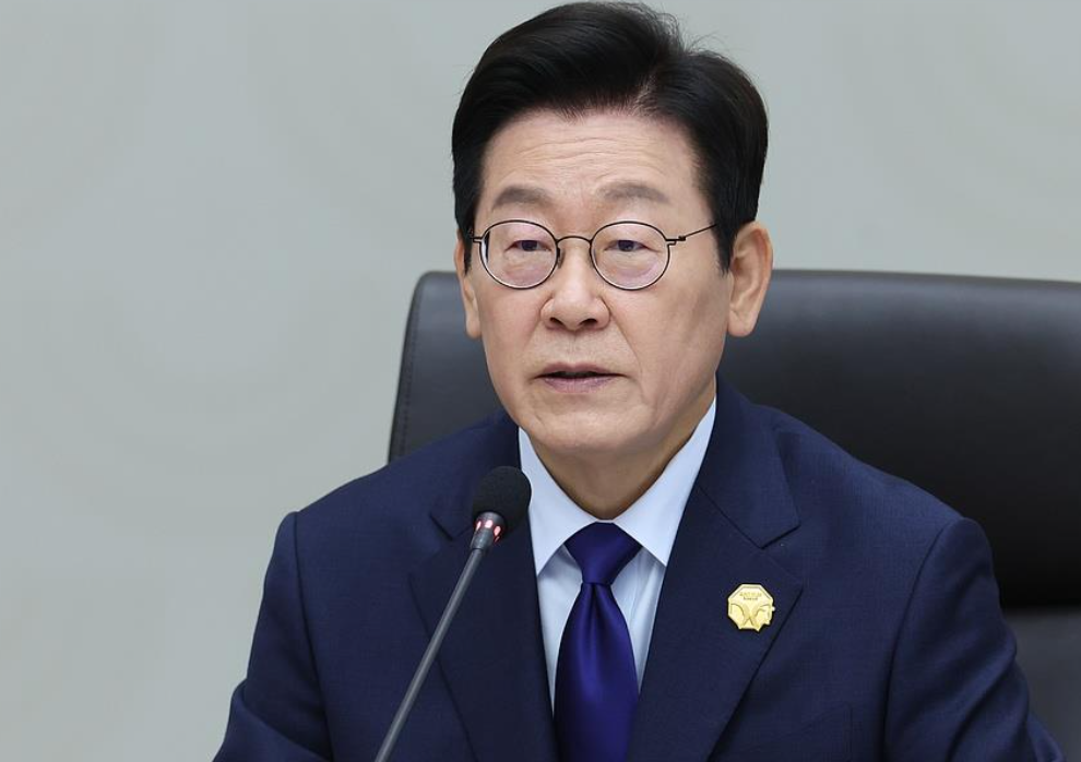 必须彻底揭开隐匿于各处的内乱黑恶势力 