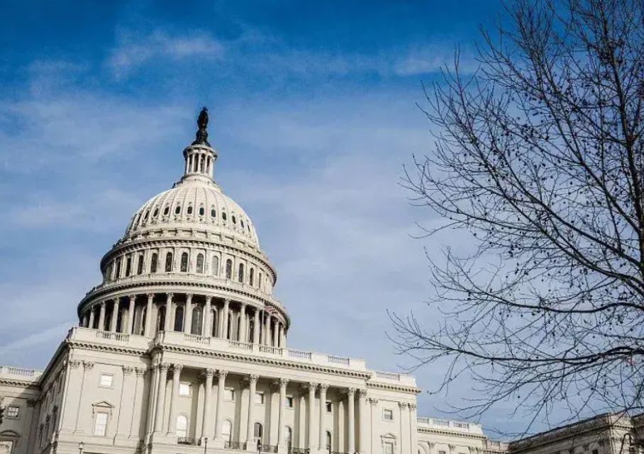 美参议院通过9010亿美元国防授权法案 